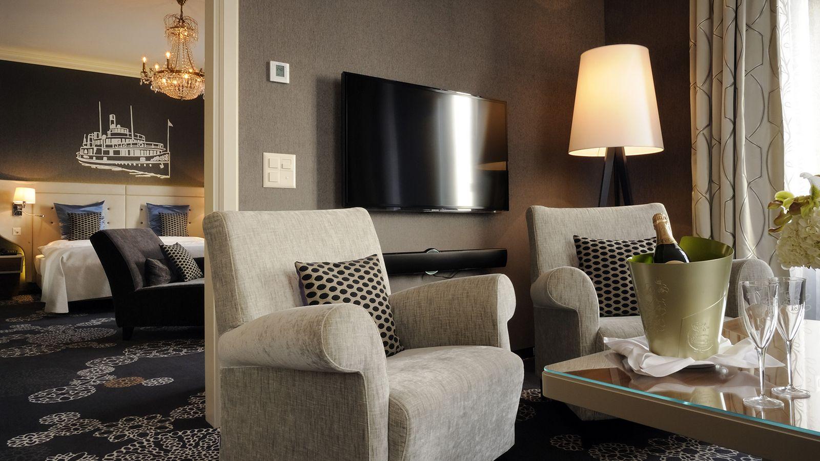 Schweizerhof Hotel 5*