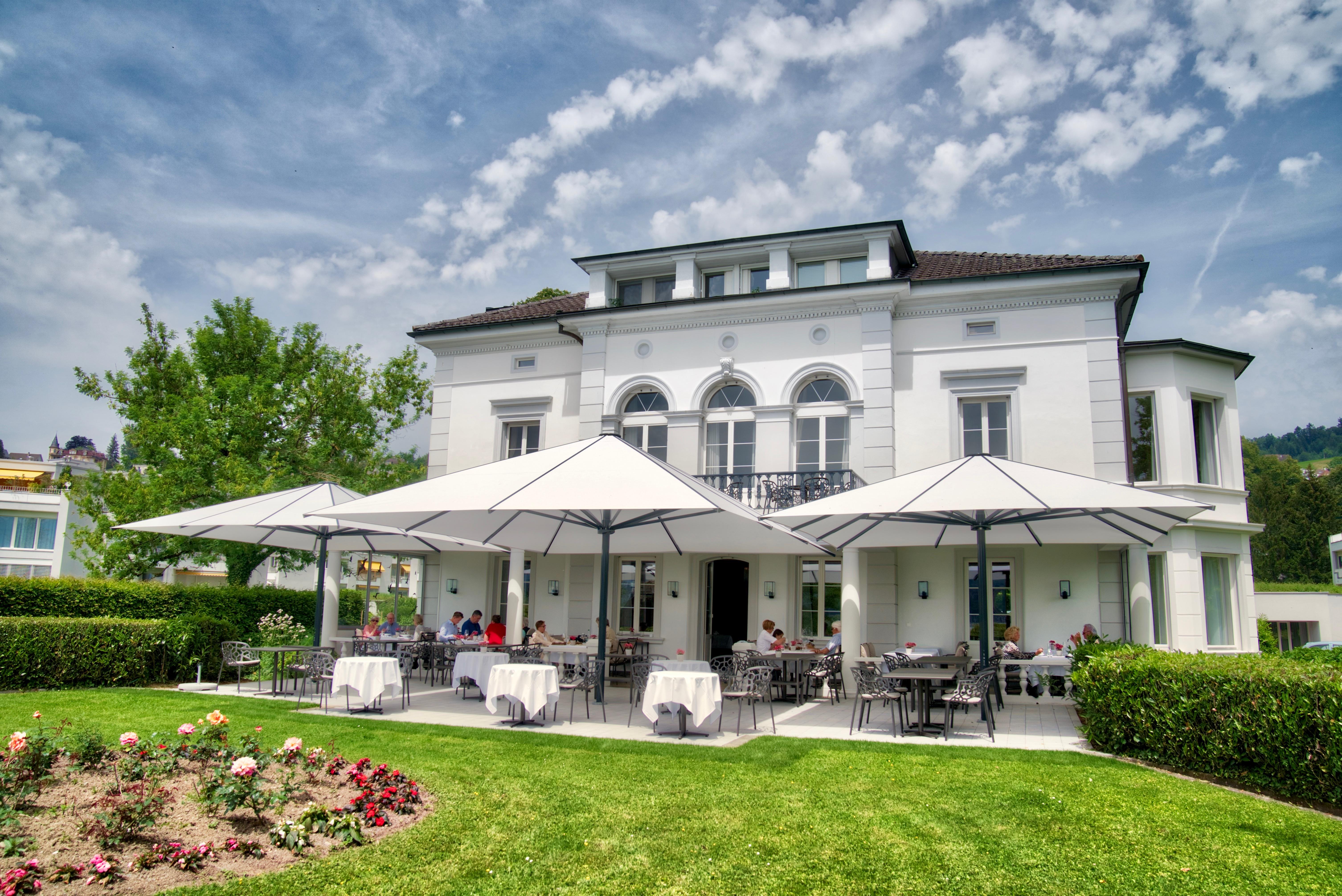 Schweizerhof Hotel 5*
