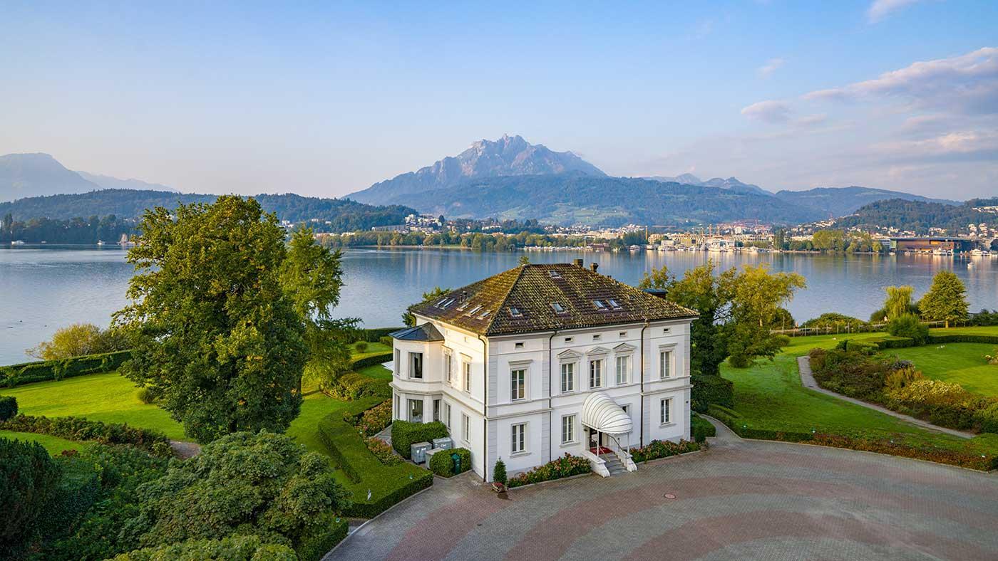 Schweizerhof Hotel